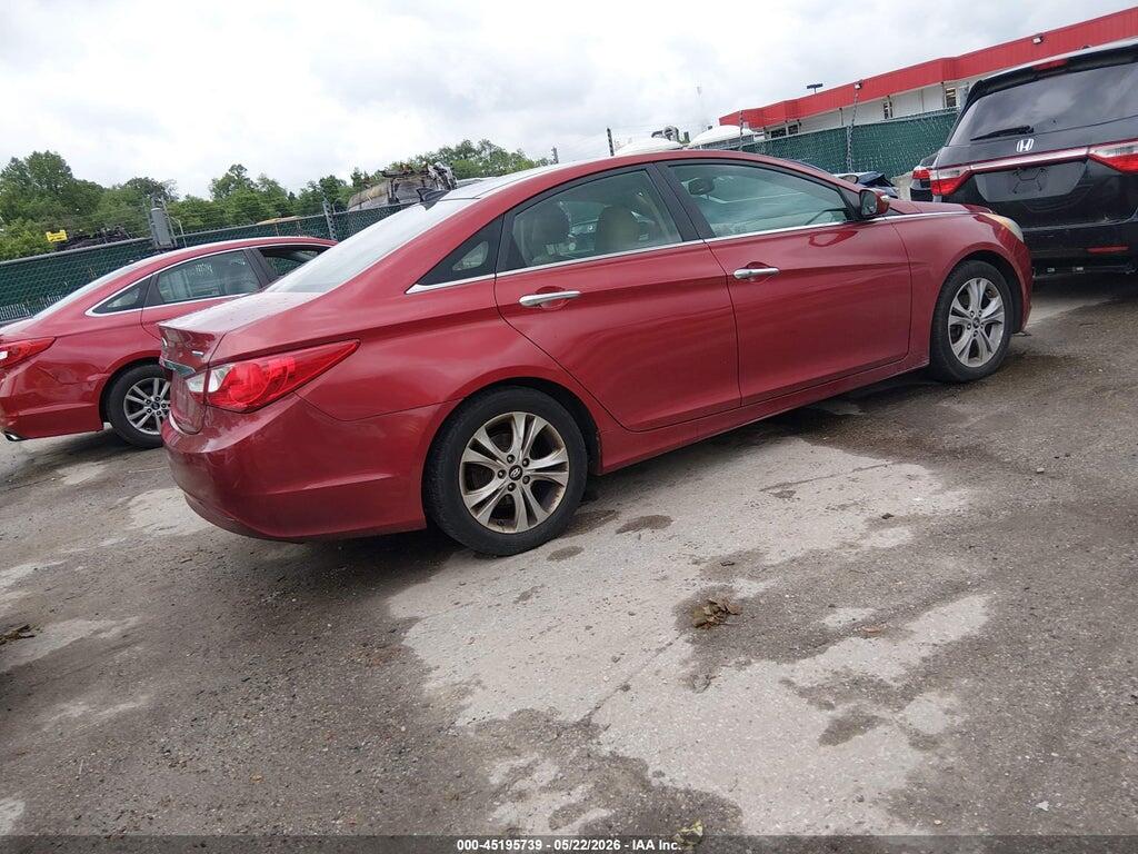 5NPEC4AC5CH422317 2012 HYUNDAI SONATA photo no. 4