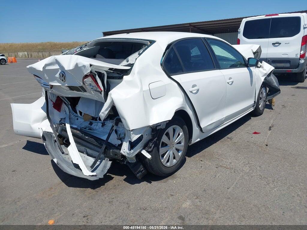 3VW2K7AJ7CM403488 2012 VOLKSWAGEN JETTA photo no. 4