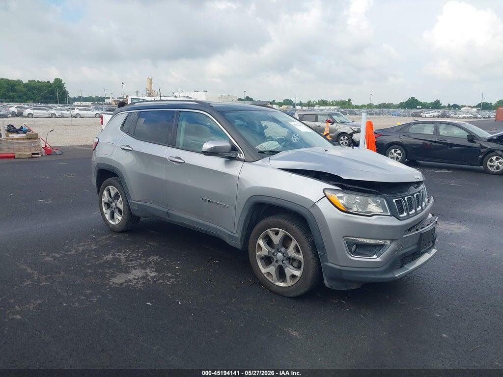 3C4NJDCB0JT176042 2018 JEEP COMPASS photo no. 1