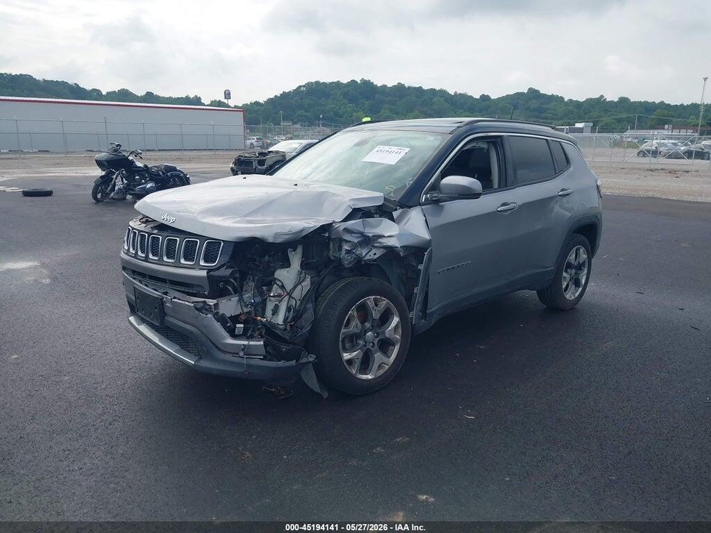 3C4NJDCB0JT176042 2018 JEEP COMPASS photo no. 2