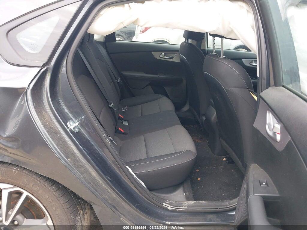 3KPF24AD2PE655100 2023 KIA FORTE photo no. 8