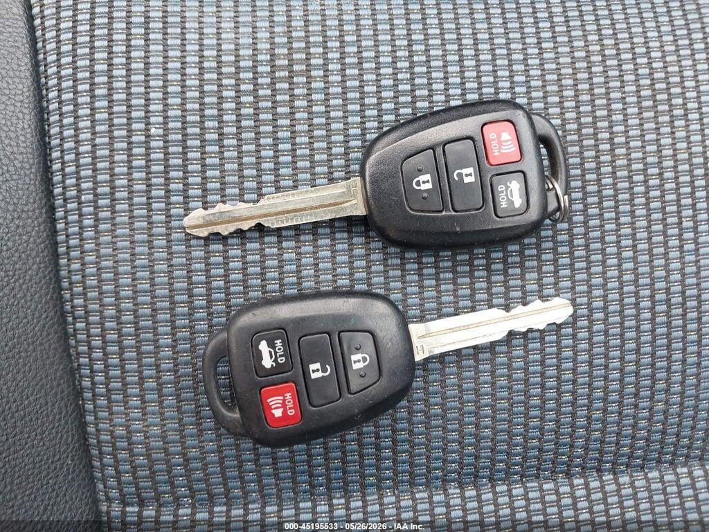 2T1BURHE8FC235617 2015 TOYOTA COROLLA photo no. 11