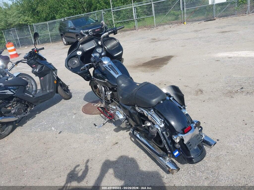 1HD1KHC12JB651927 2018 HARLEY-DAVIDSON FLTRX photo no. 3