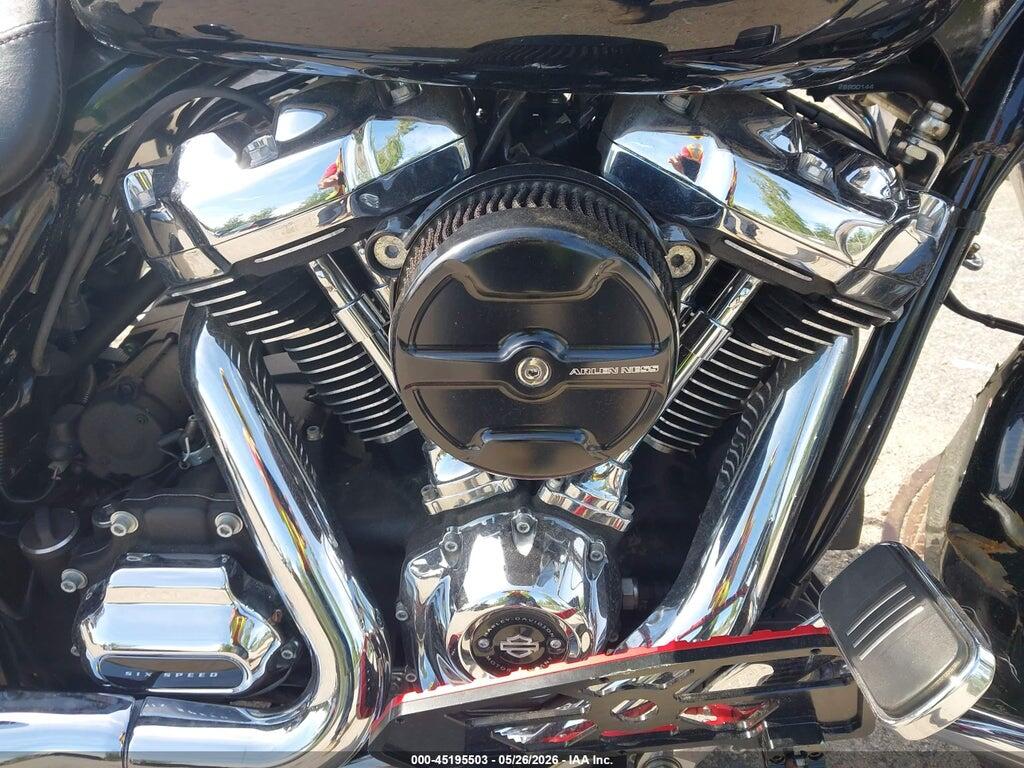 1HD1KHC12JB651927 2018 HARLEY-DAVIDSON FLTRX photo no. 8