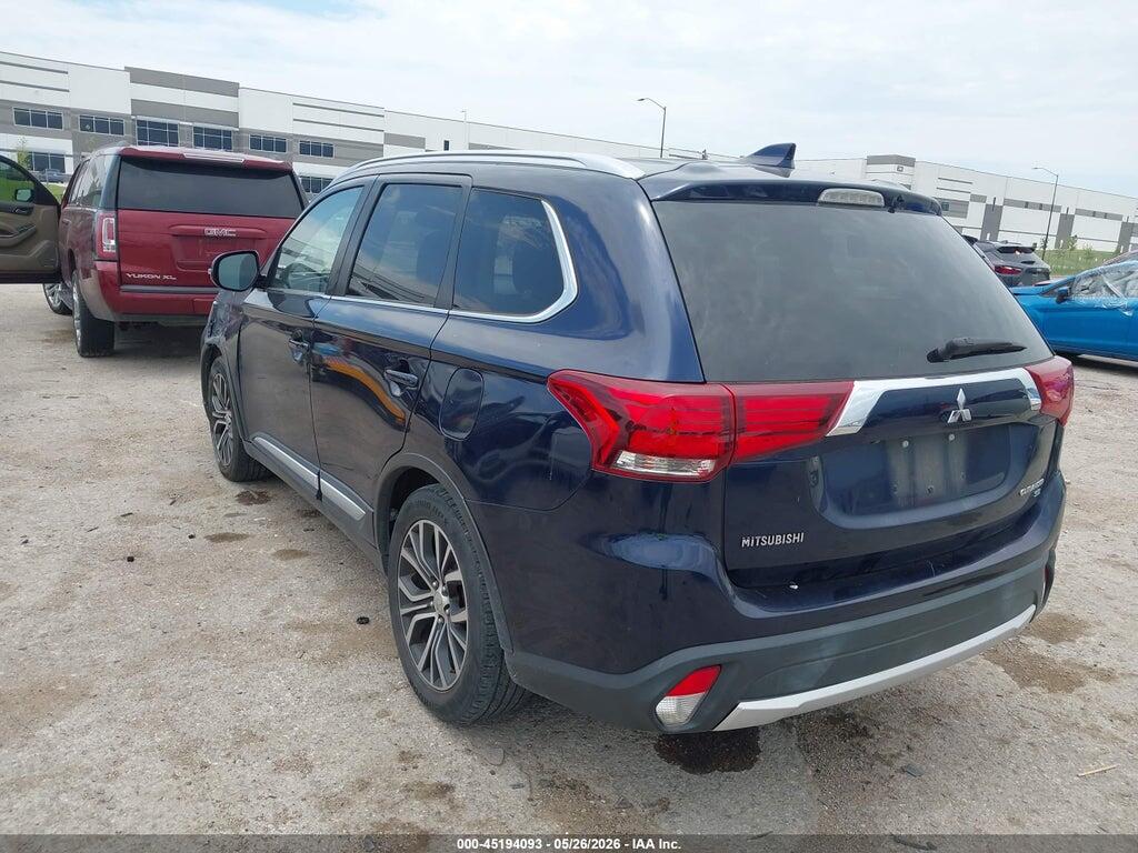 JA4AD3A34JZ065864 2018 MITSUBISHI OUTLANDER photo no. 3