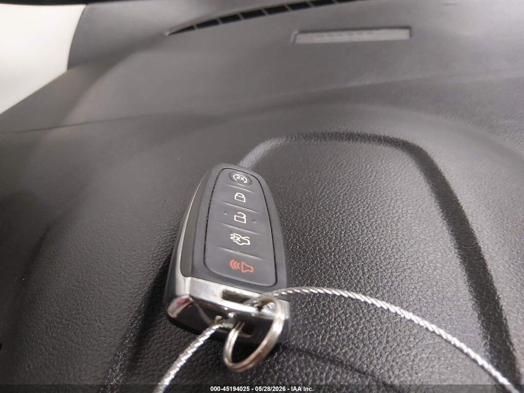 1FMCU9J99JUA09739 2018 FORD ESCAPE photo no. 11