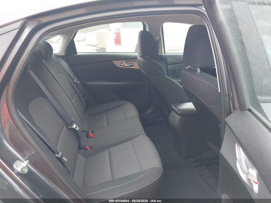 3KPF24AD7PE594990 2023 KIA FORTE photo no. 8