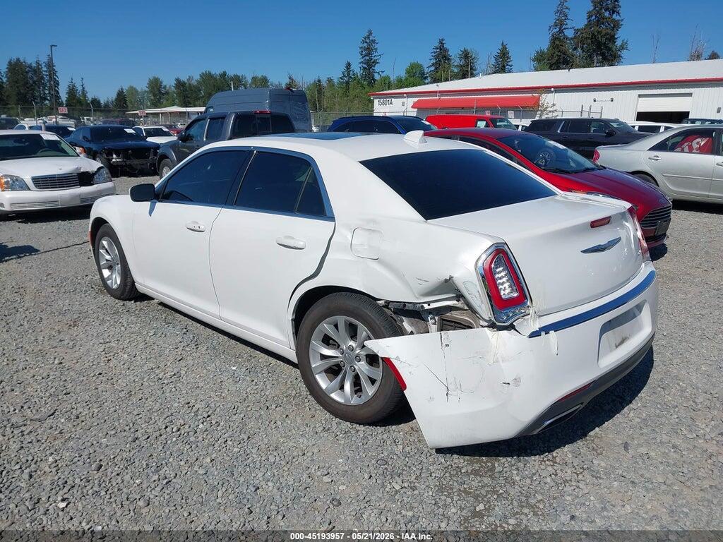 2C3CCAAG5FH853248 2015 CHRYSLER 300 photo no. 3
