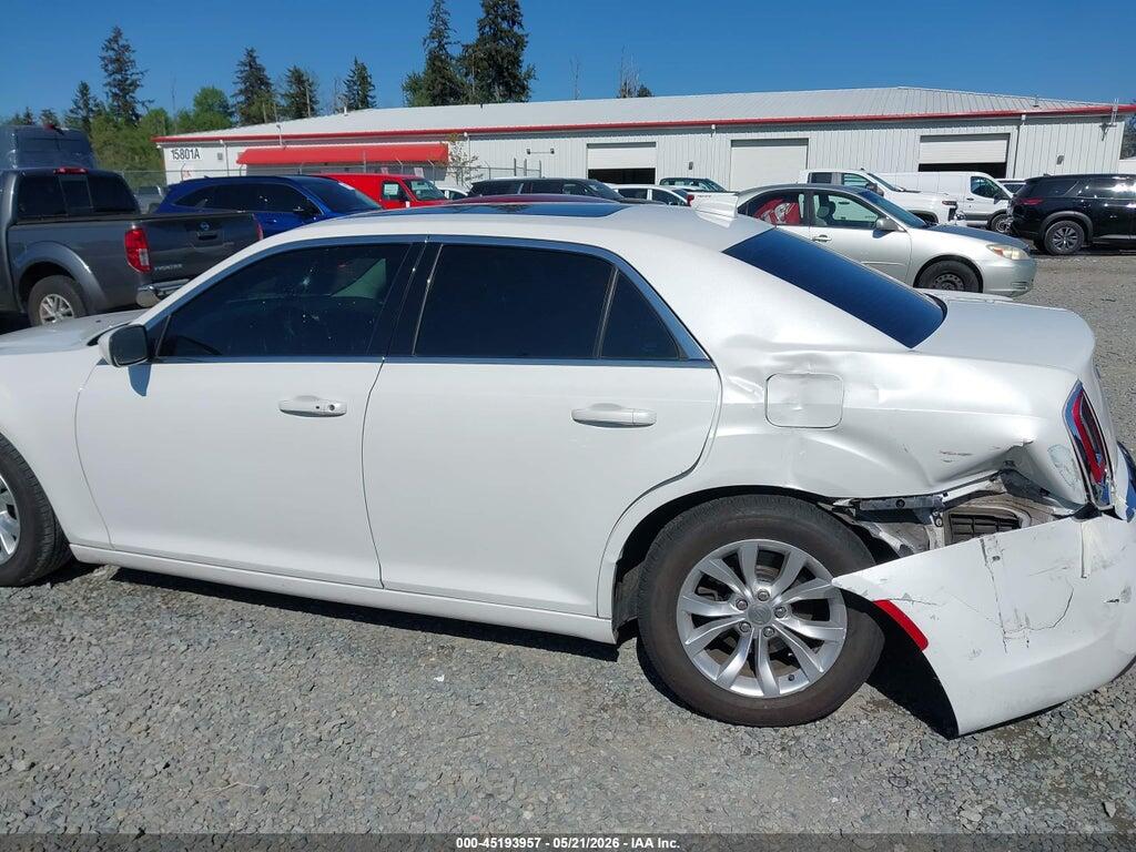 2C3CCAAG5FH853248 2015 CHRYSLER 300 photo no. 6