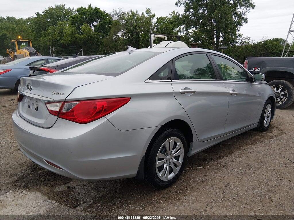 5NPEB4AC1CH467998 2012 HYUNDAI SONATA photo no. 4