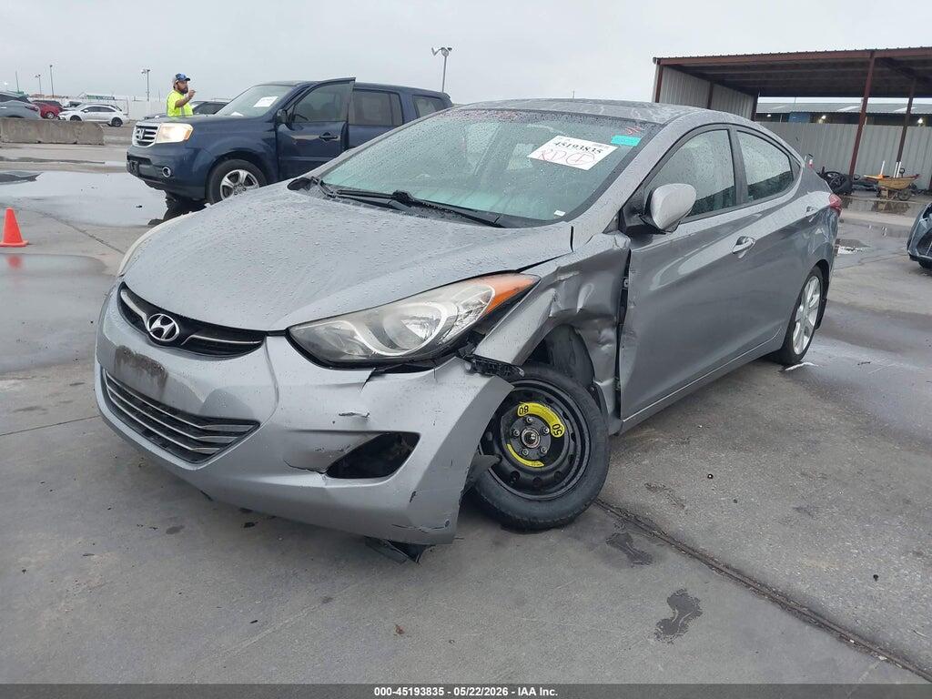 KMHDH4AE5DU680032 2013 HYUNDAI ELANTRA photo no. 2