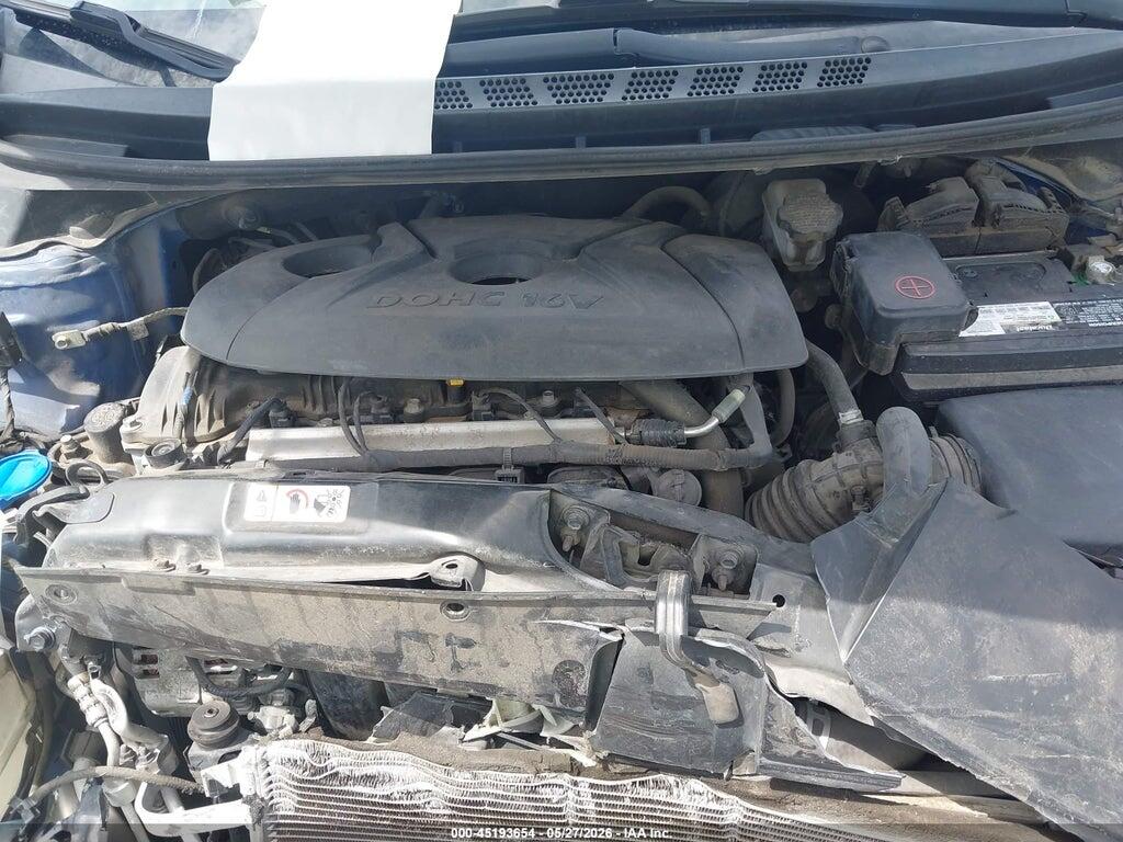 5NPDH4AE1GH736230 2016 HYUNDAI ELANTRA photo no. 10