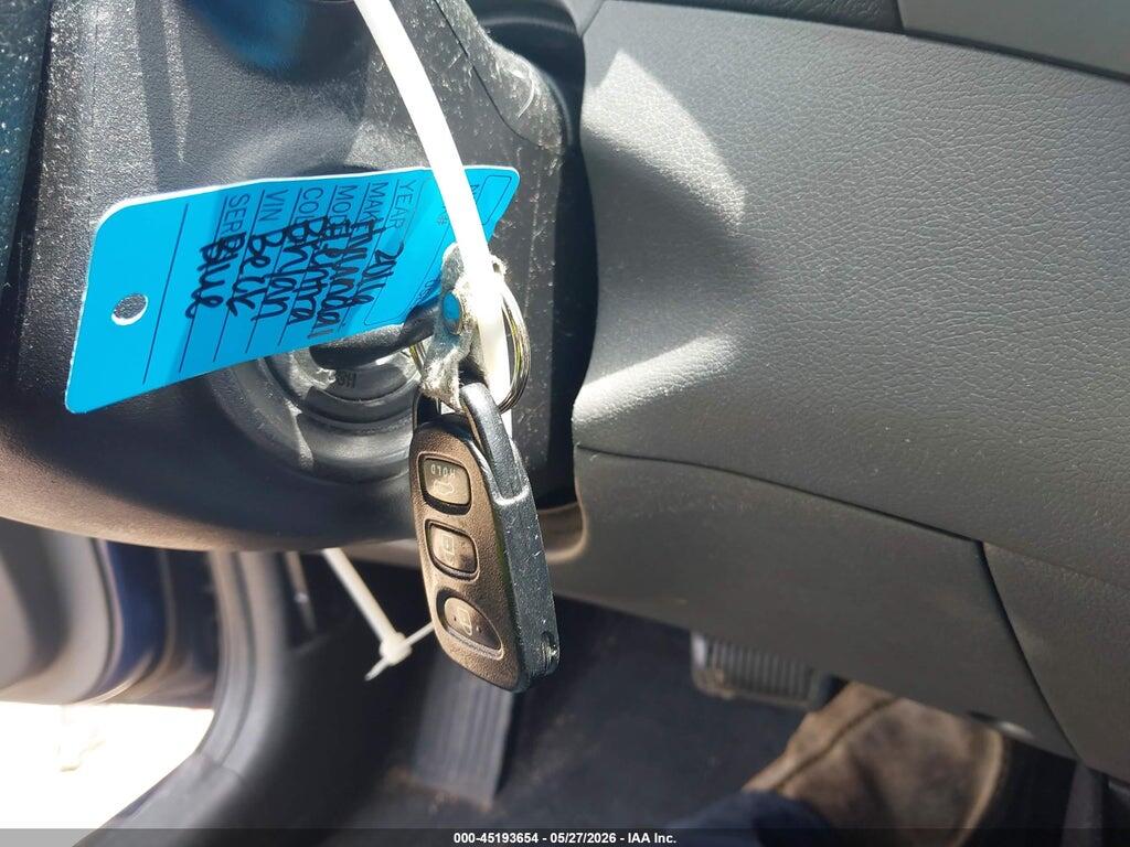 5NPDH4AE1GH736230 2016 HYUNDAI ELANTRA photo no. 11