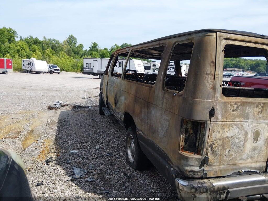 1FBSS31S03HA53425 2003 FORD E-350 SUPER DUTY photo no. 3