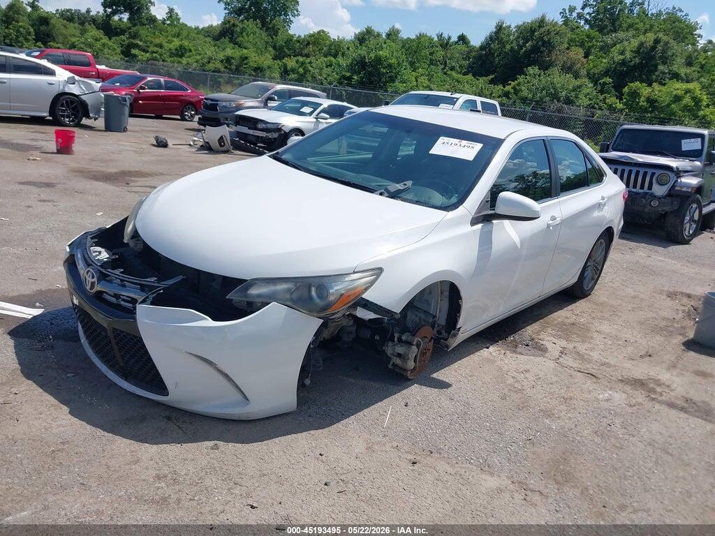 4T1BF1FK2HU787958 2017 TOYOTA CAMRY photo no. 2