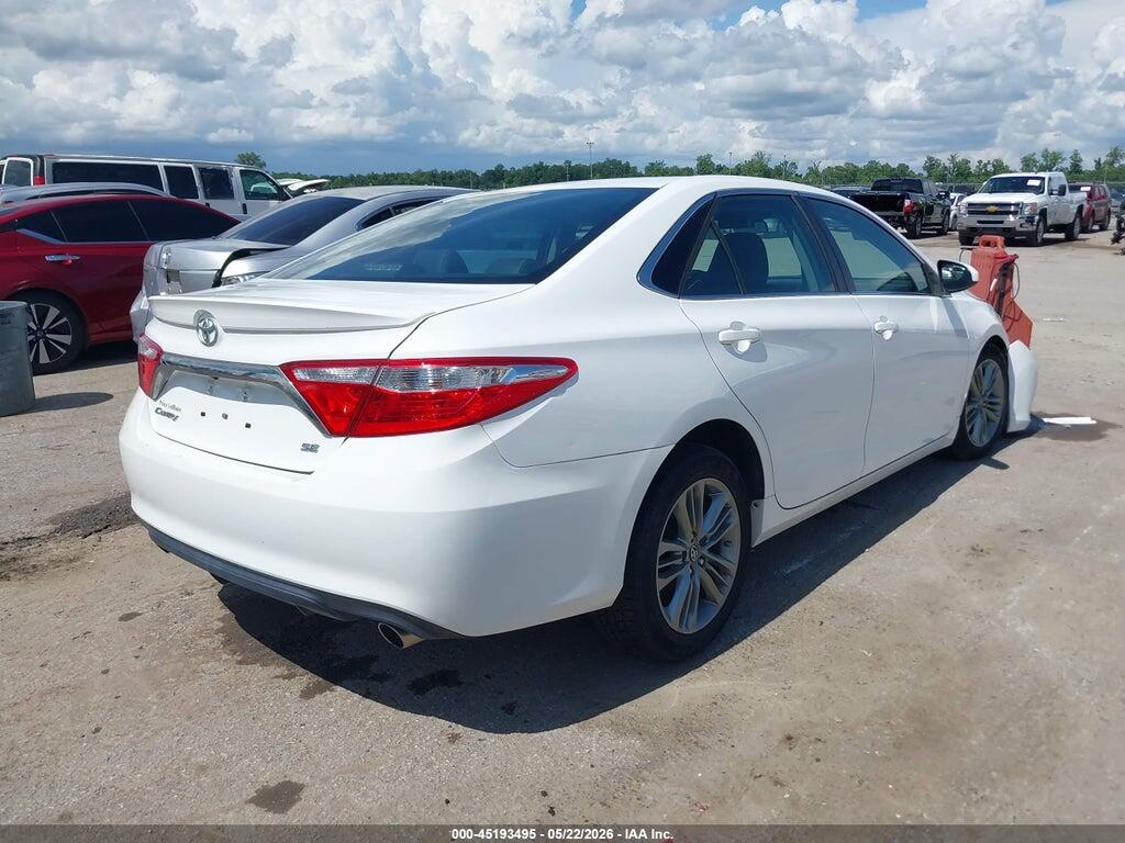 4T1BF1FK2HU787958 2017 TOYOTA CAMRY photo no. 4