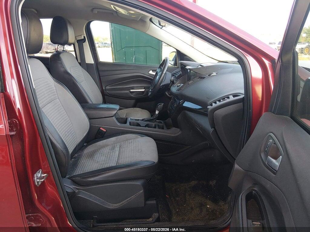 1FMCU0GDXHUD16080 2017 FORD ESCAPE photo no. 5