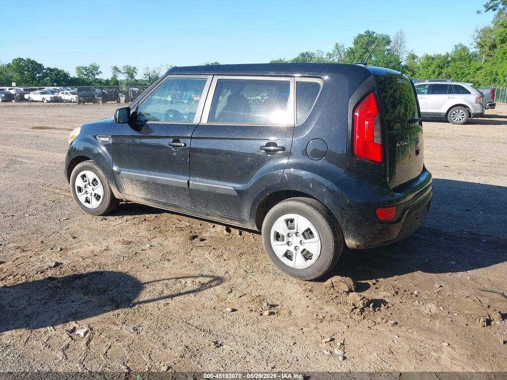 KNDJT2A51D7503986 2013 KIA SOUL photo no. 3