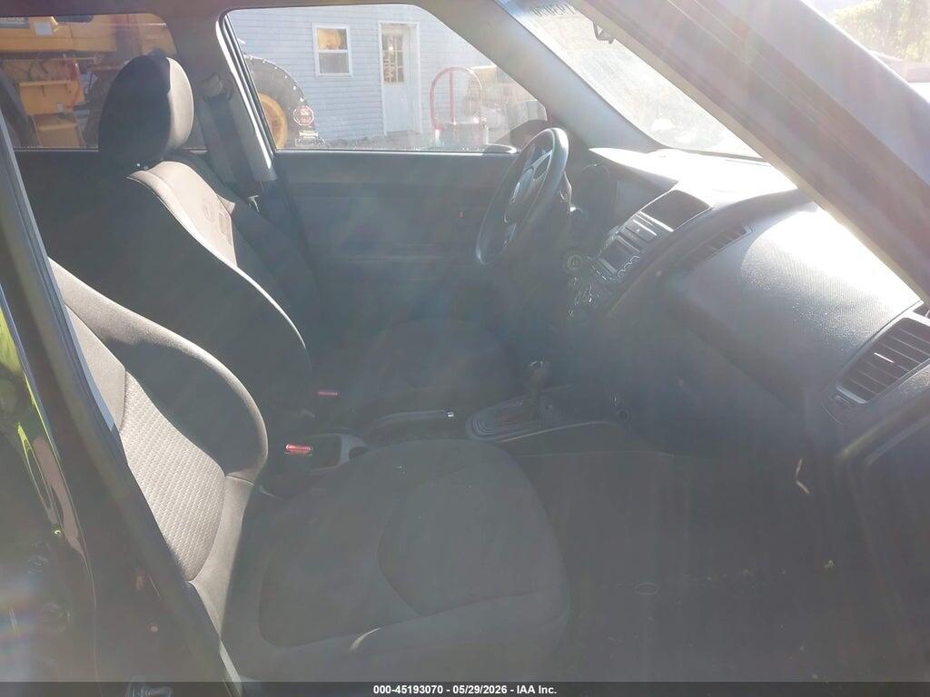 KNDJT2A51D7503986 2013 KIA SOUL photo no. 5