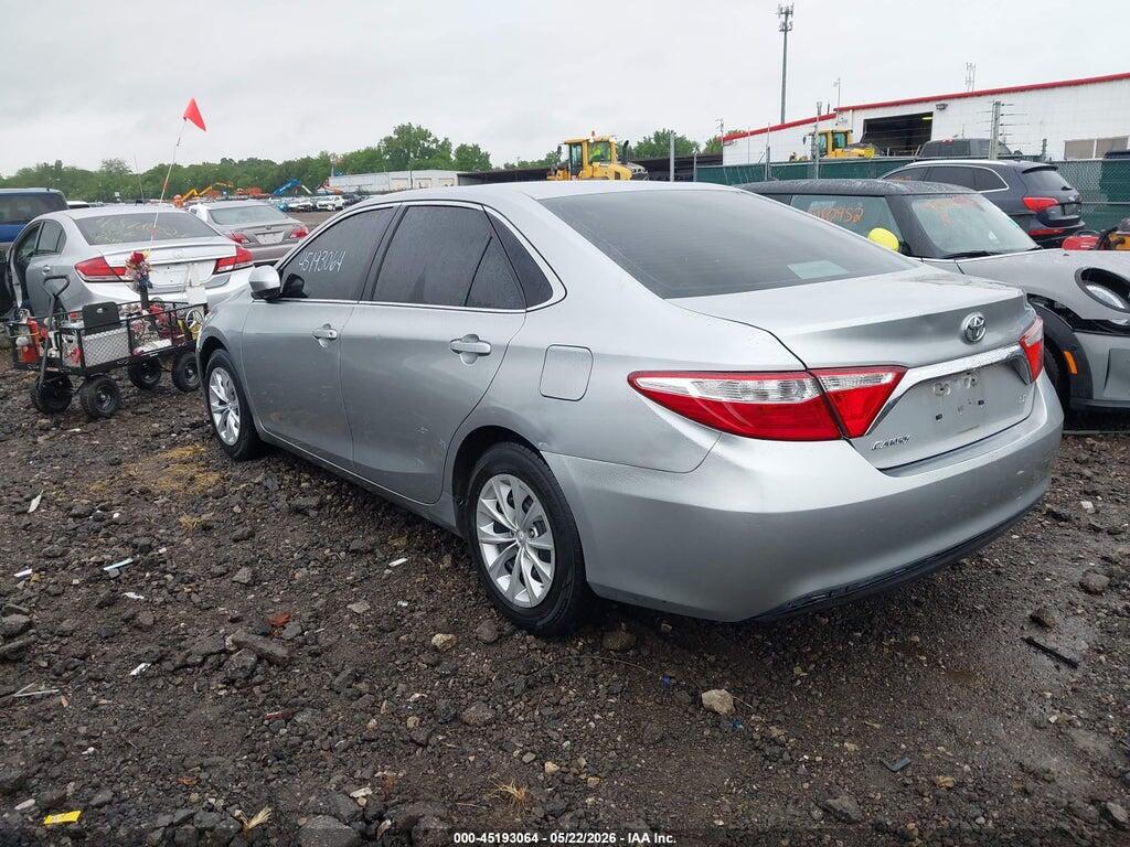 4T4BF1FKXFR490830 2015 TOYOTA CAMRY photo no. 3