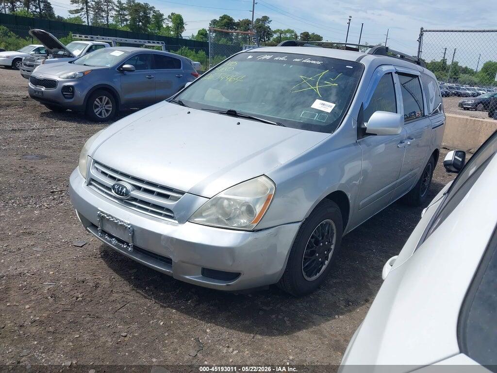 KNDMB233986211431 2008 KIA SEDONA photo no. 2