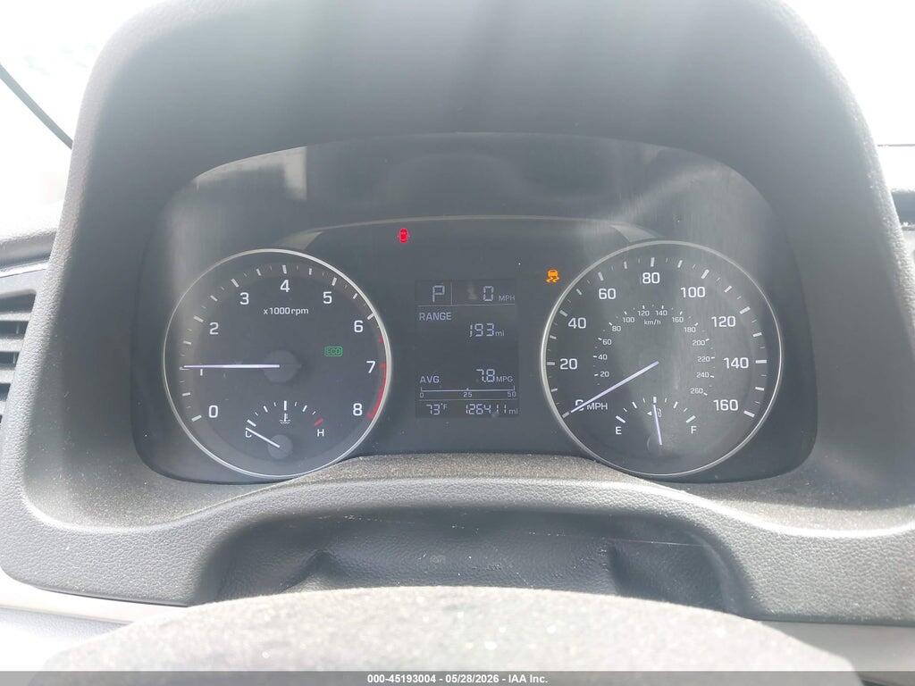 5NPD84LF2HH009167 2017 HYUNDAI ELANTRA photo no. 7