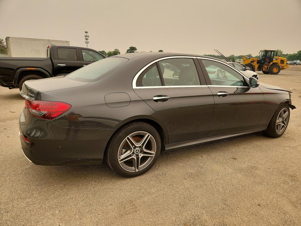 2023 MERCEDES-BENZ E 350 4MATIC — Фото 3 из 13