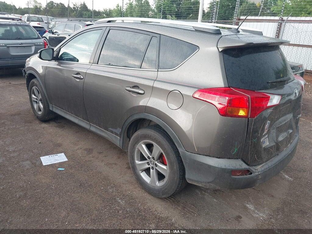 2T3WFREV7FW182219 2015 TOYOTA RAV4 photo no. 3