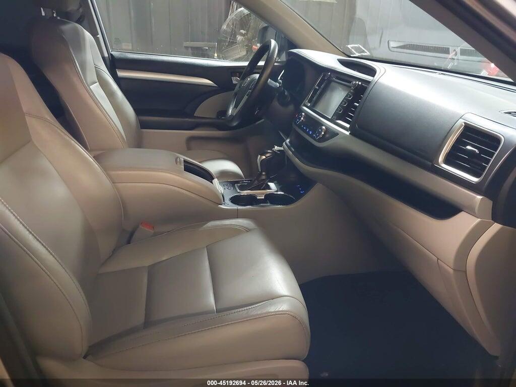 5TDJZRFH7JS816424 2018 TOYOTA HIGHLANDER photo no. 5