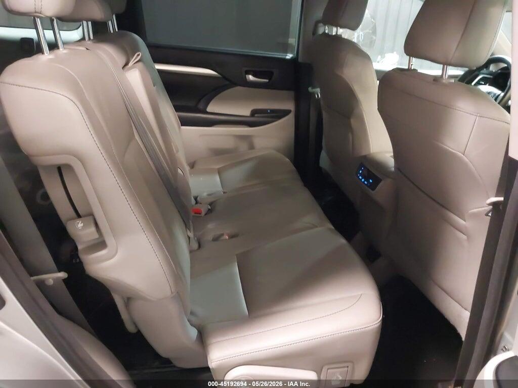 5TDJZRFH7JS816424 2018 TOYOTA HIGHLANDER photo no. 8
