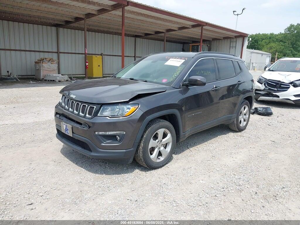 3C4NJCBB3JT137246 2018 JEEP COMPASS photo no. 2