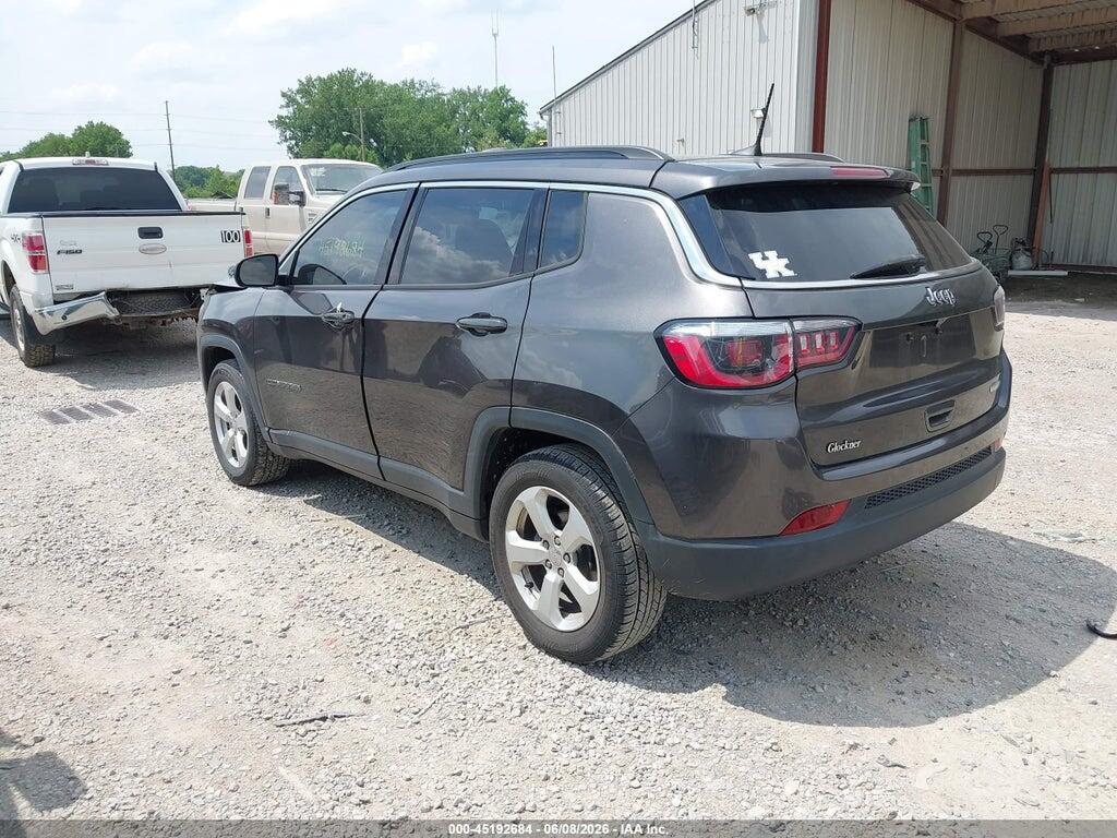 3C4NJCBB3JT137246 2018 JEEP COMPASS photo no. 3