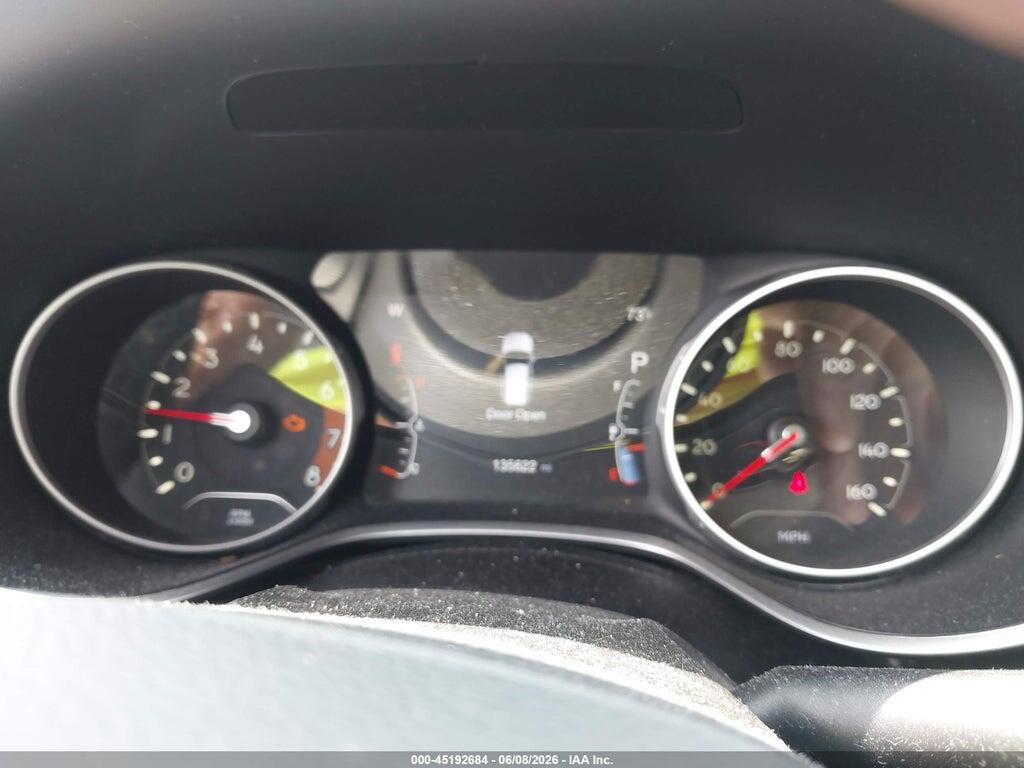 3C4NJCBB3JT137246 2018 JEEP COMPASS photo no. 7