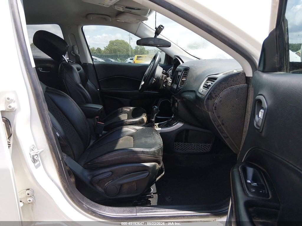 3C4NJDBB9MT552338 2021 JEEP COMPASS photo no. 5