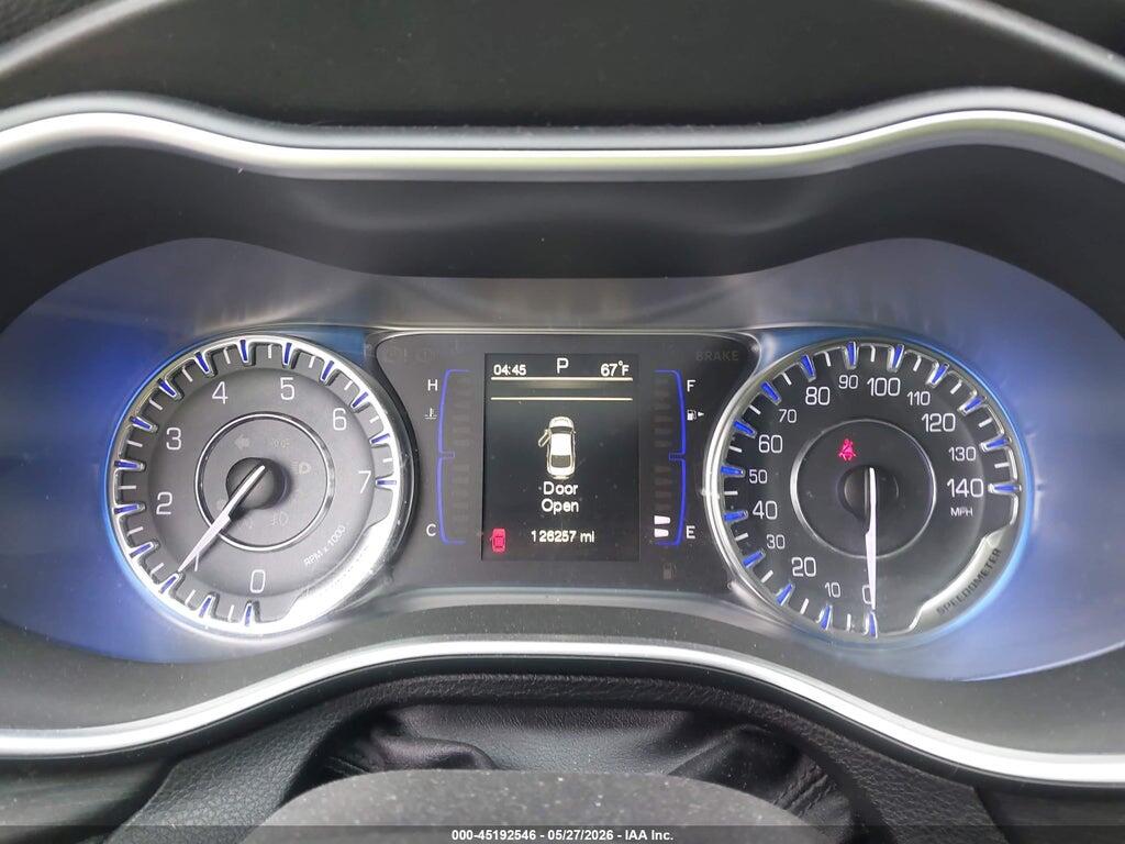 1C3CCCAB6FN637206 2015 CHRYSLER 200 photo no. 7