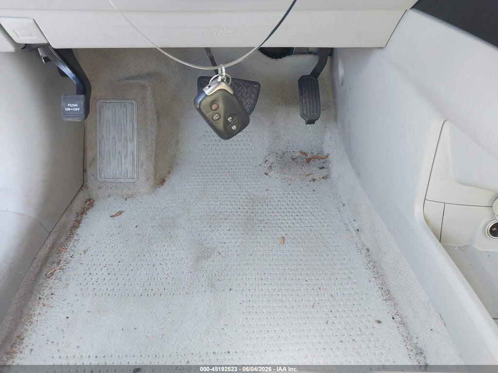 2T2ZK1BA6CC083498 2012 LEXUS RX 350 photo no. 11