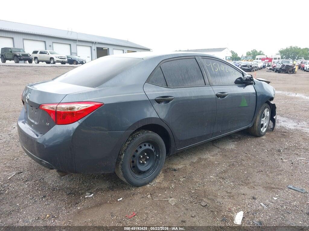 5YFBURHE3JP849676 2018 TOYOTA COROLLA photo no. 4