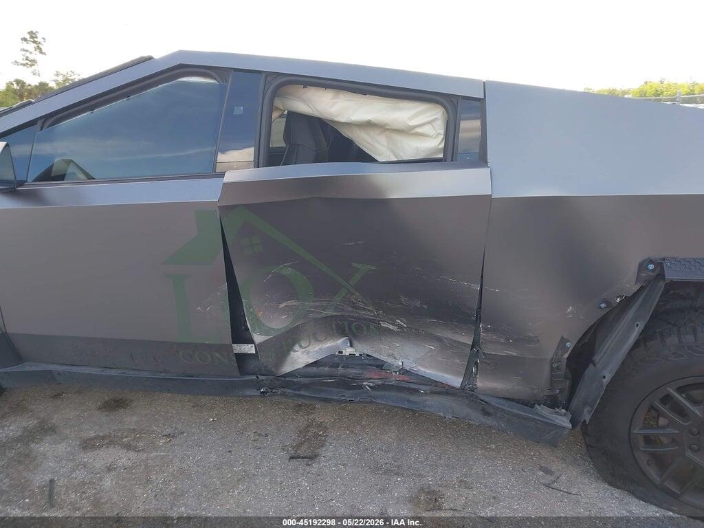 7G2CEHED0RA055582 2024 TESLA CYBERTRUCK photo no. 6