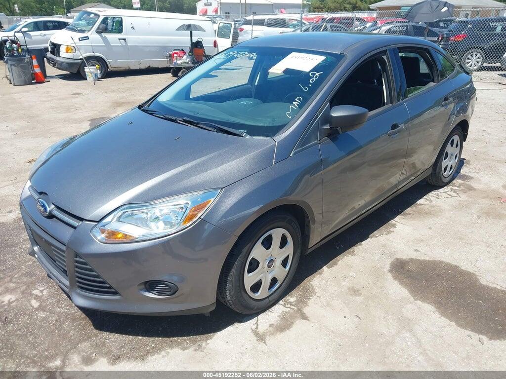 1FAHP3E26CL463215 2012 FORD FOCUS photo no. 2