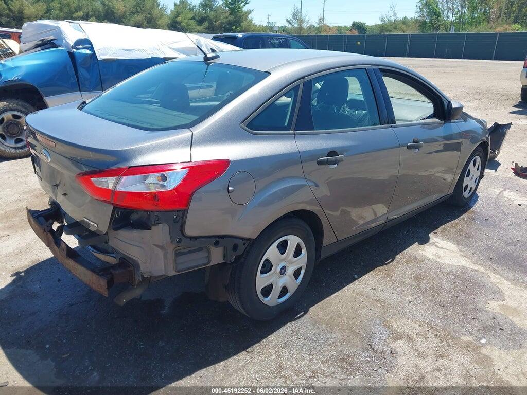 1FAHP3E26CL463215 2012 FORD FOCUS photo no. 4