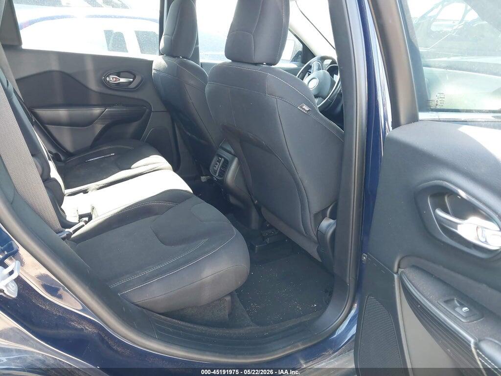 1C4PJLCB5FW560970 2015 JEEP CHEROKEE photo no. 8