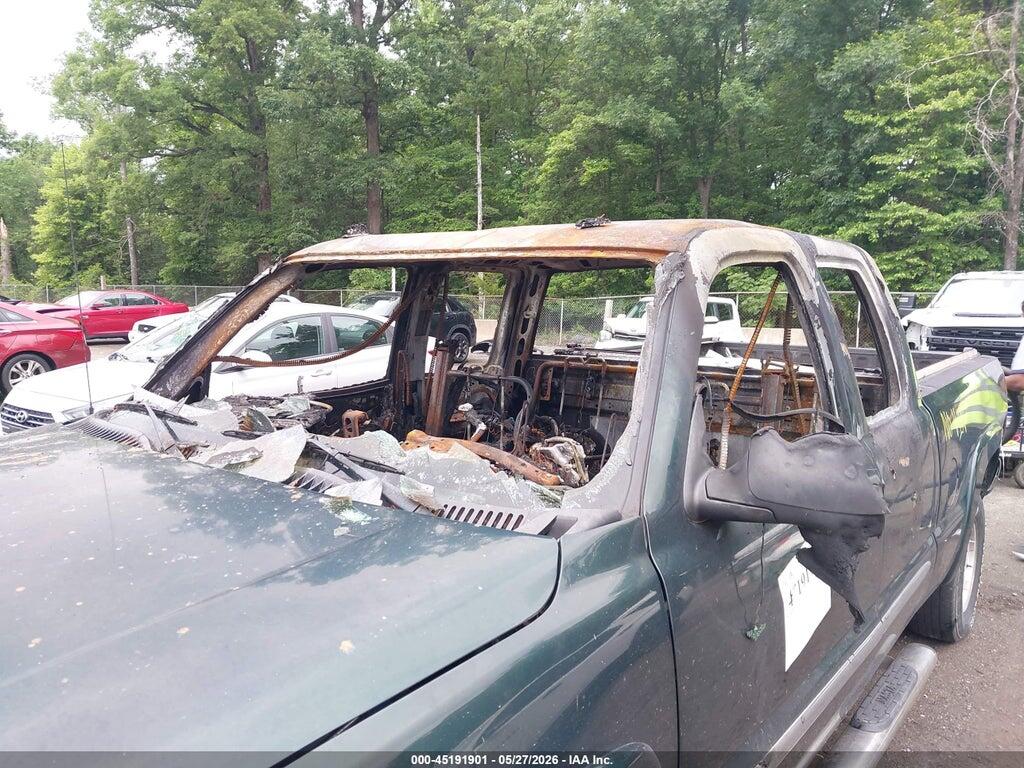1GTEK19T84E103436 2004 GMC SIERRA 1500 photo no. 6