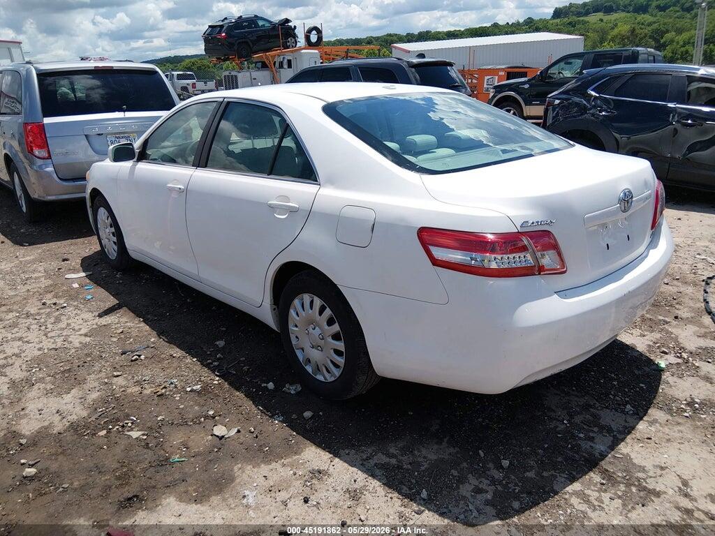 4T1BF3EK2BU645730 2011 TOYOTA CAMRY photo no. 3
