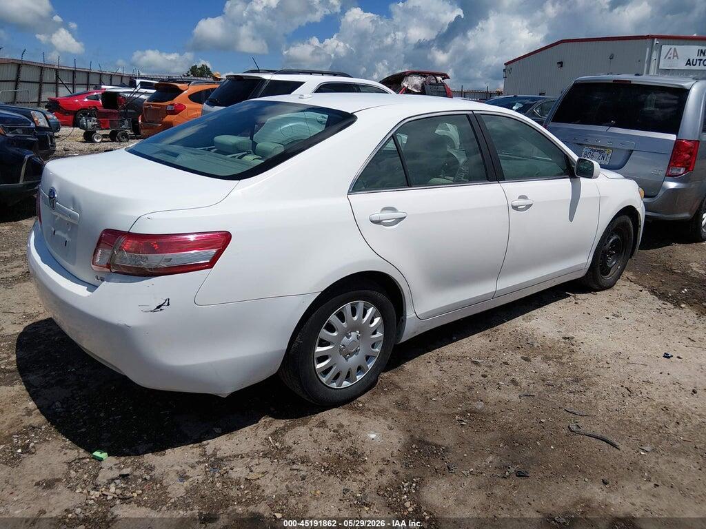 4T1BF3EK2BU645730 2011 TOYOTA CAMRY photo no. 4