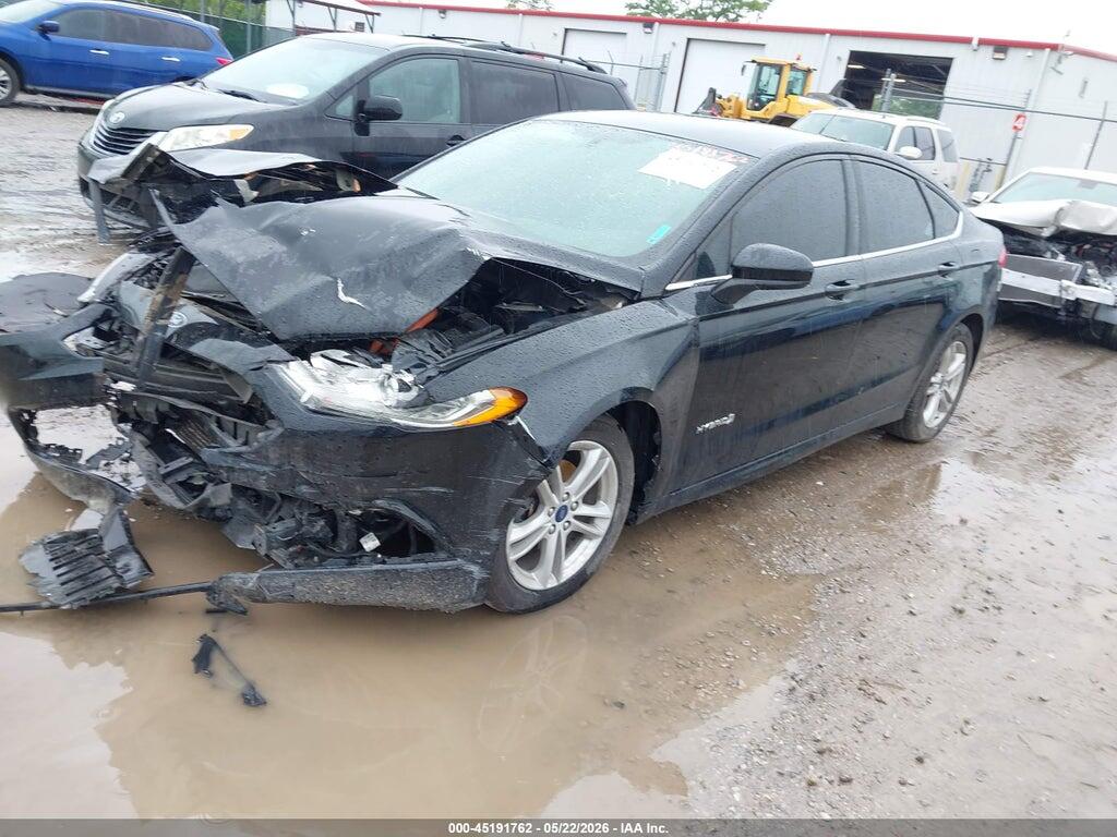 3FA6P0LU0JR245456 2018 FORD FUSION HYBRID photo no. 2