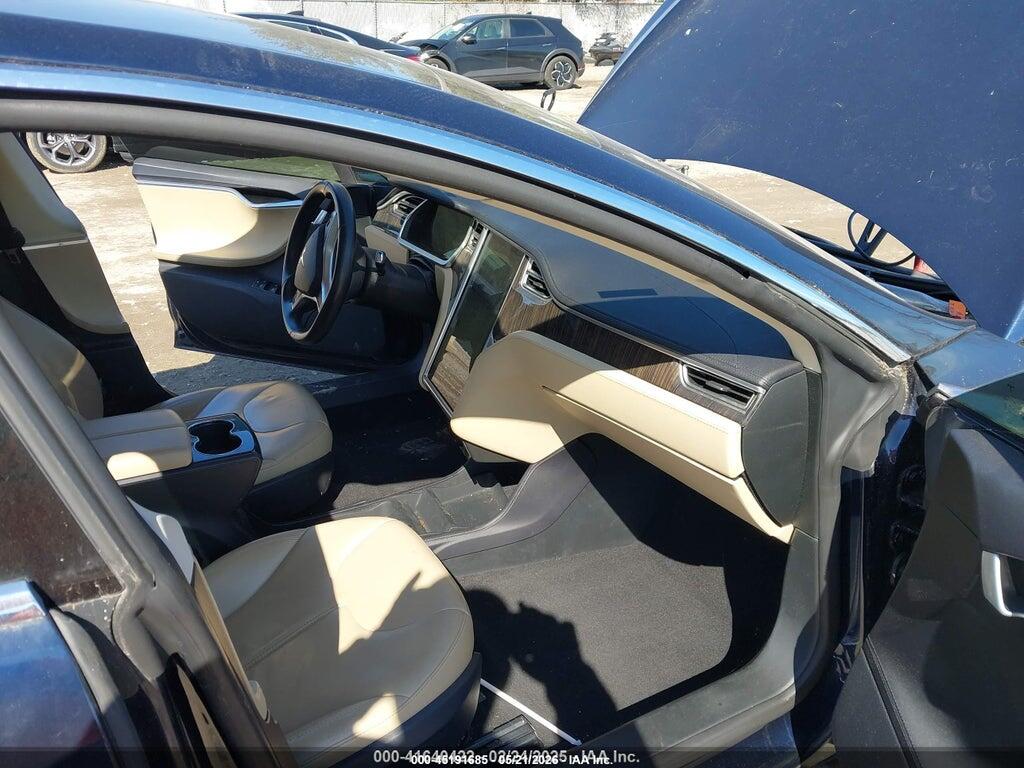 5YJSA1CN0DFP21865 2013 TESLA MODEL S photo no. 5