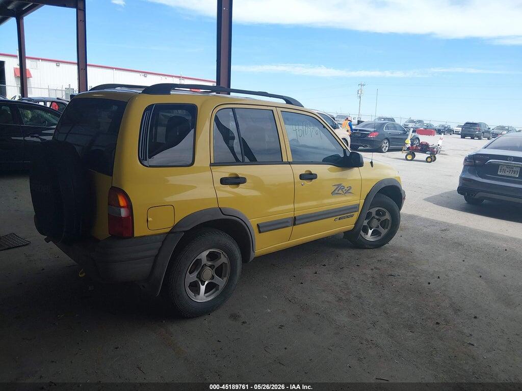 2CNBJ734936936574 2003 CHEVROLET TRACKER photo no. 4