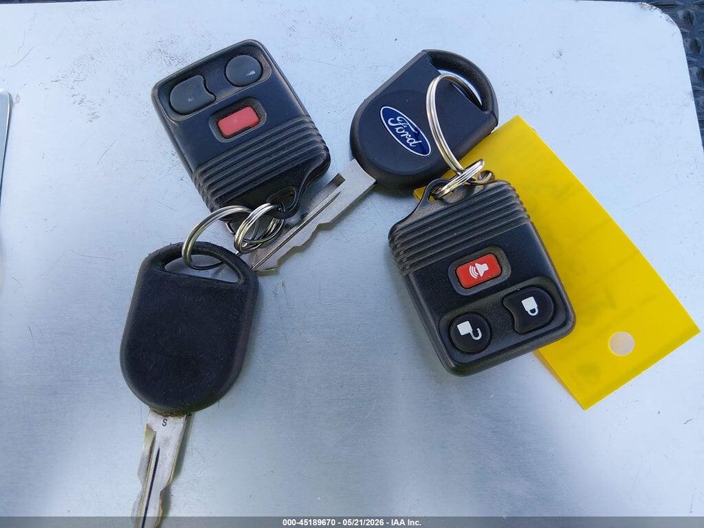 1FMZU67E81UC15406 2001 FORD EXPLORER SPORT TRAC photo no. 11