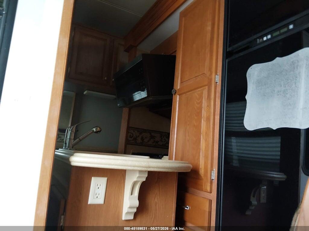 47CFCGU247C654691 2007 DUTCHMEN GRAND JUNCTION photo no. 8