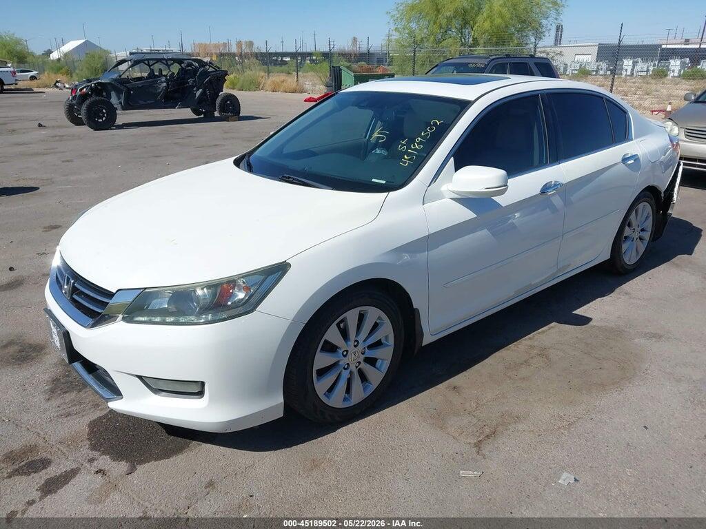 1HGCR3F87FA024673 2015 HONDA ACCORD photo no. 2